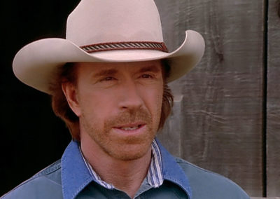 Logans War - Still011